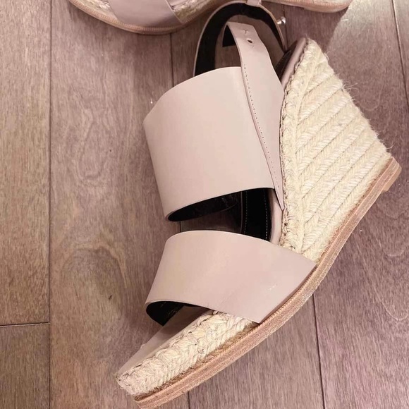 Balenciaga Wedge Sandal - Picture 2 of 5